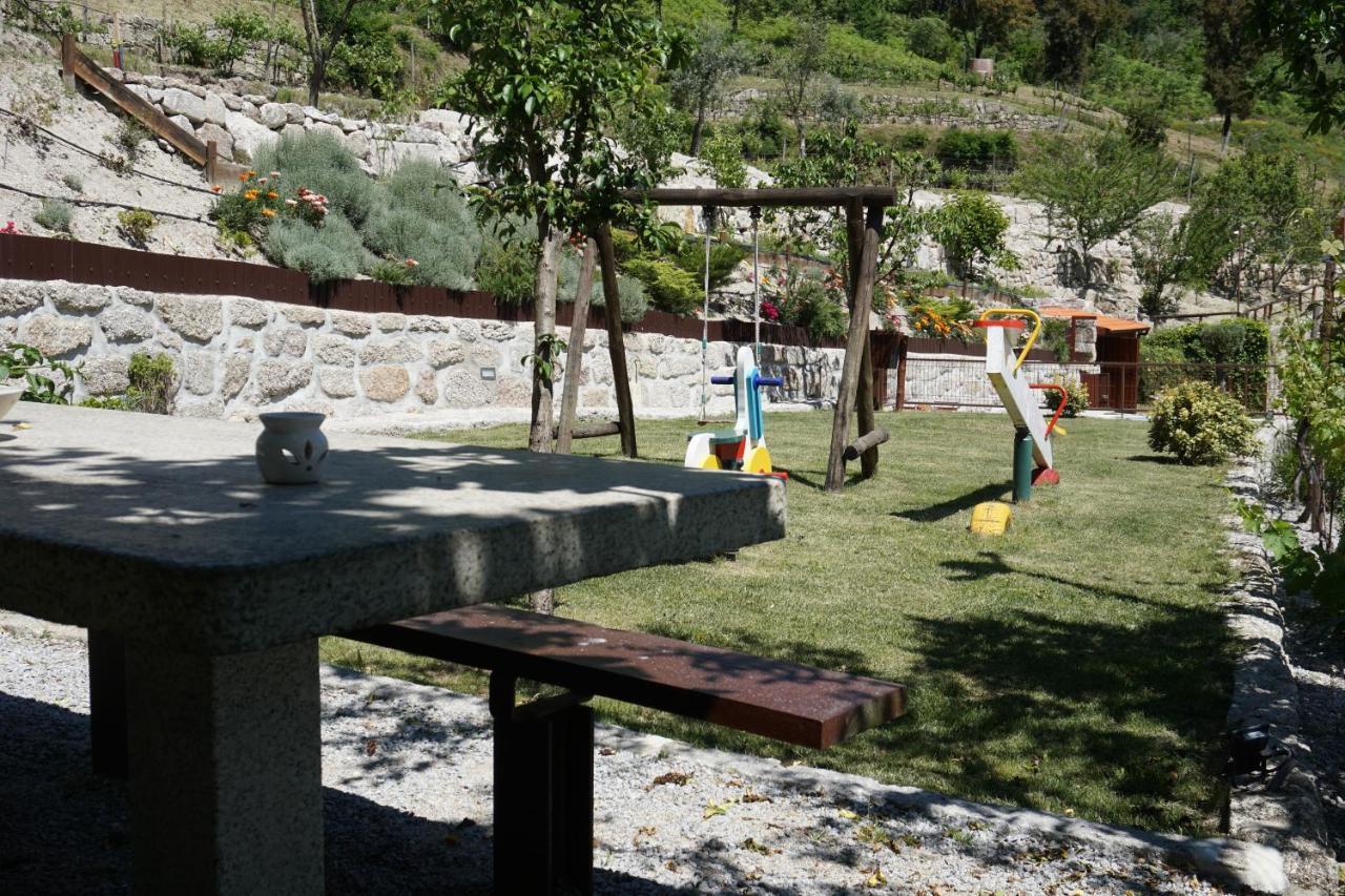 Villa Leiras Do Seixo - Casa Dos Tinos Amarante Exterior foto